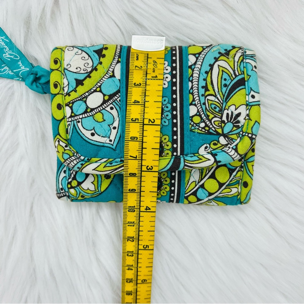 Vera Bradley Peacock Pattern Velcro Opening Wallet - Picture 8 of 8